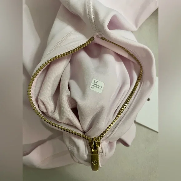 Lululemon NWT Define Jacket Full Zipper, zipper pocket Blissful Pink Gold 12 - Picture 15 of 15